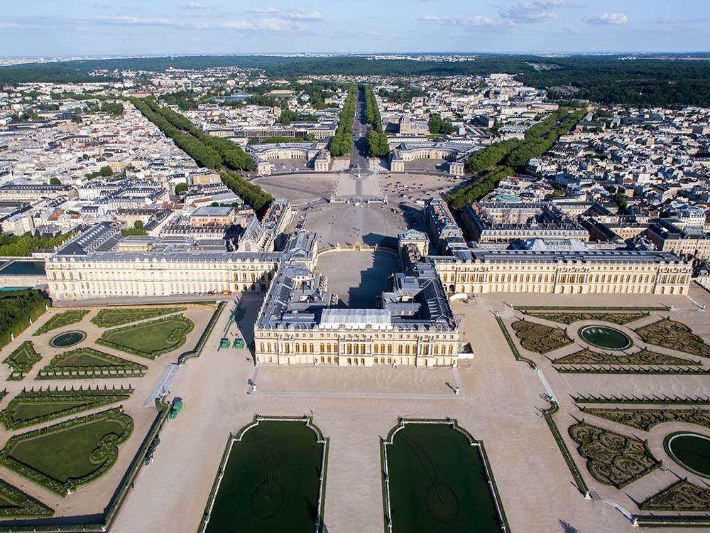 Vue aérienne du château de Versailles